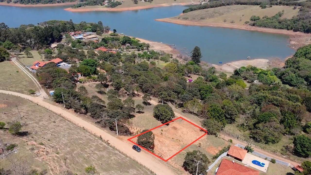 #1736 - Terreno em condomínio para Venda em Joanópolis - SP