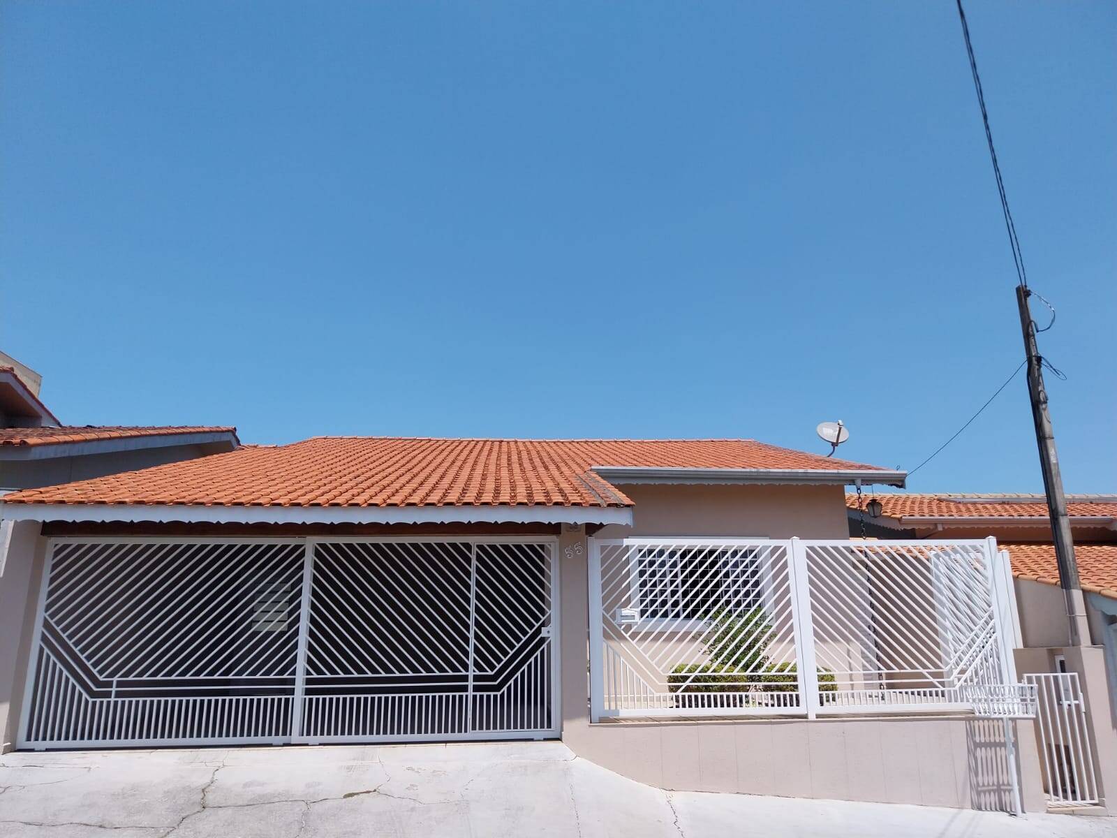 #1806 - Casa para Venda em Atibaia - SP