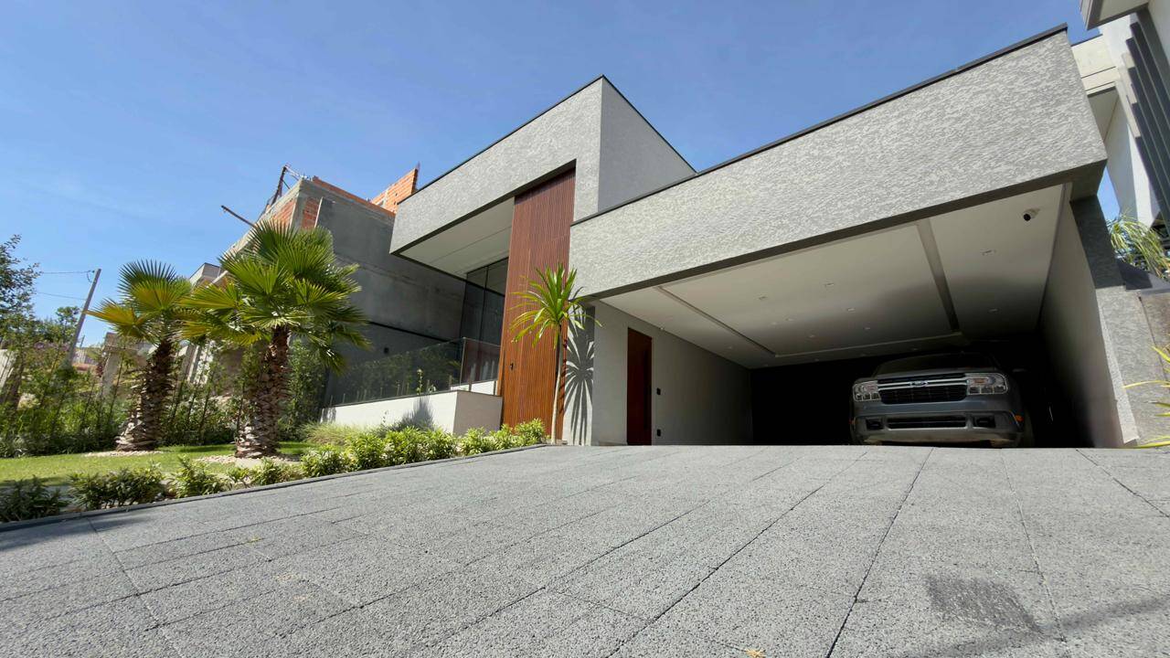 #1906 - Casa para Venda em Atibaia - SP