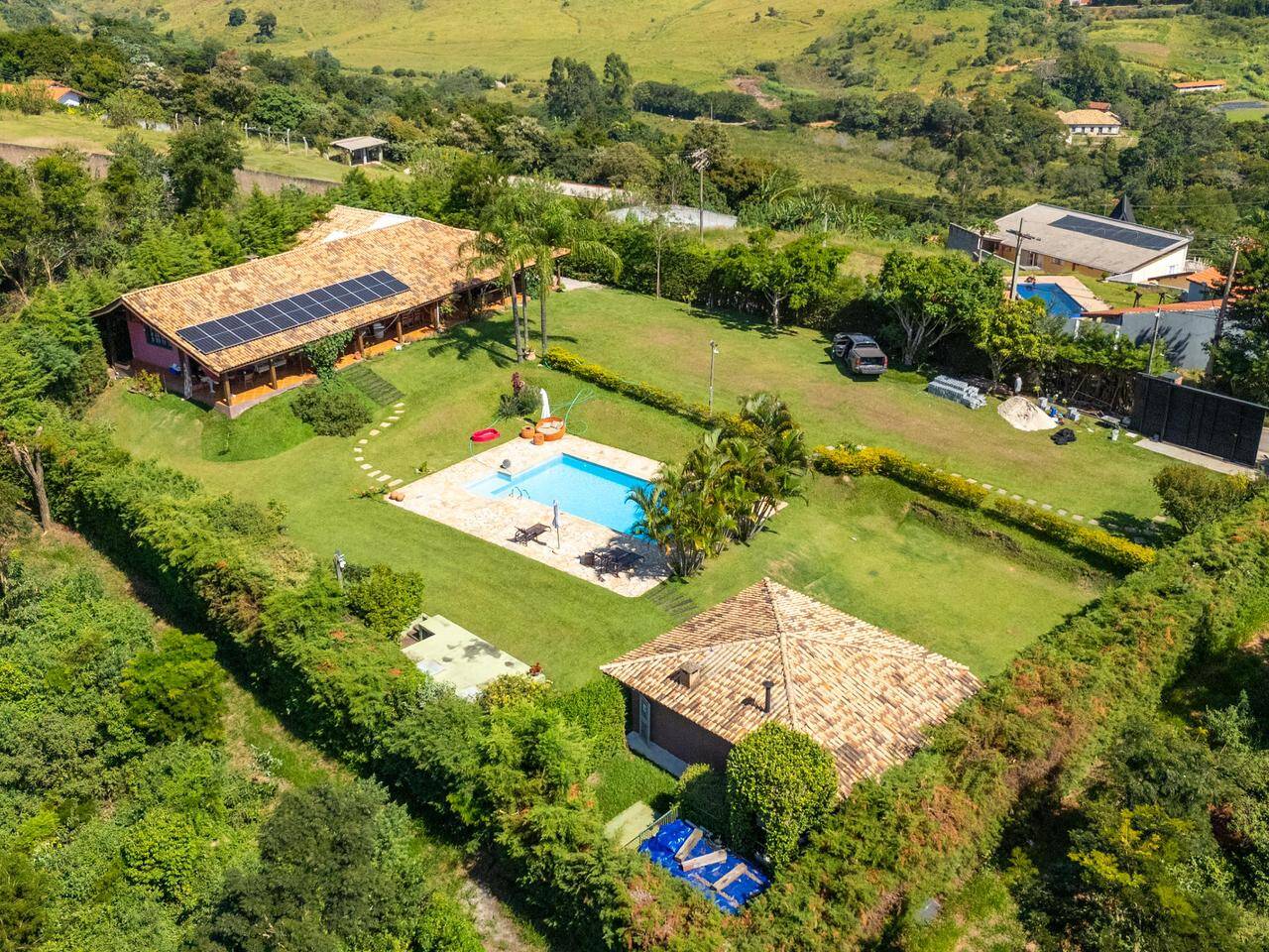 #1935 - Casa para Venda em Atibaia - SP