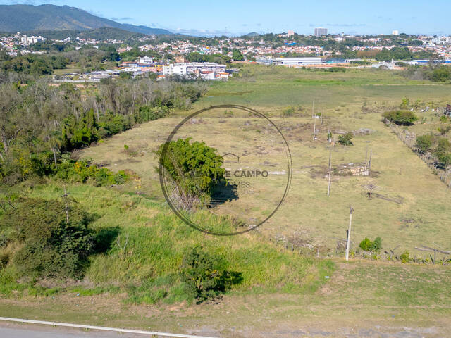 Área para Venda em Atibaia - 4