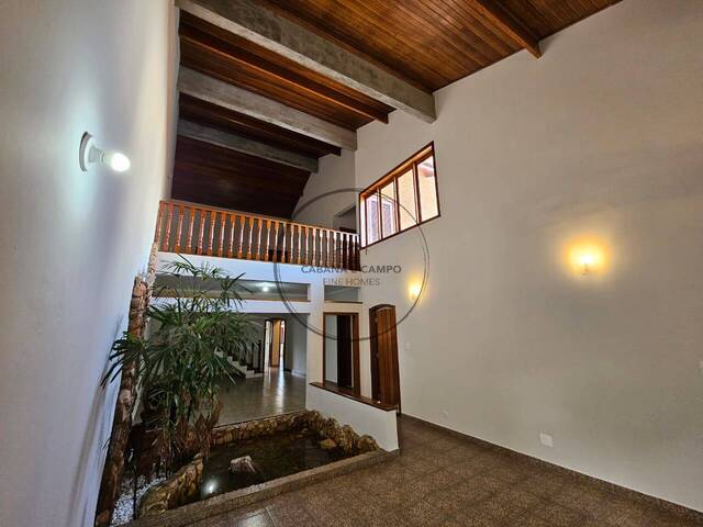 Casa para Venda em Atibaia - 4
