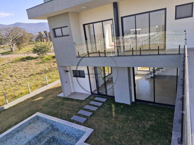 Casa para Venda em Joanópolis - 5