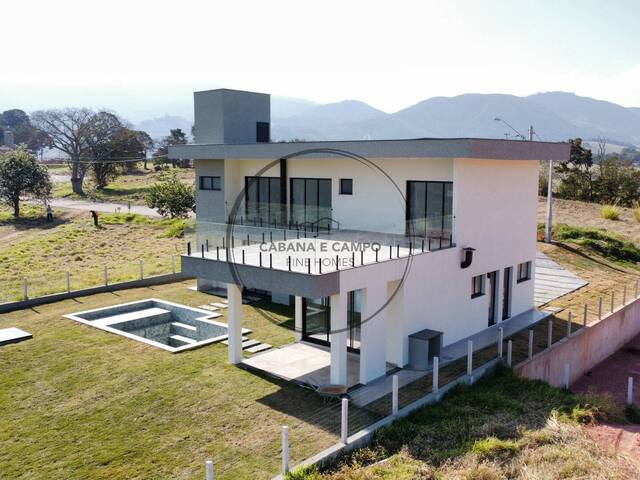 Casa para Venda em Joanópolis - 3