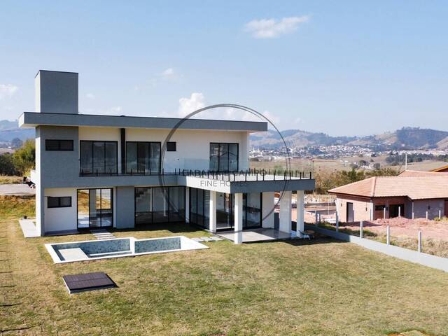 Casa para Venda em Joanópolis - 2