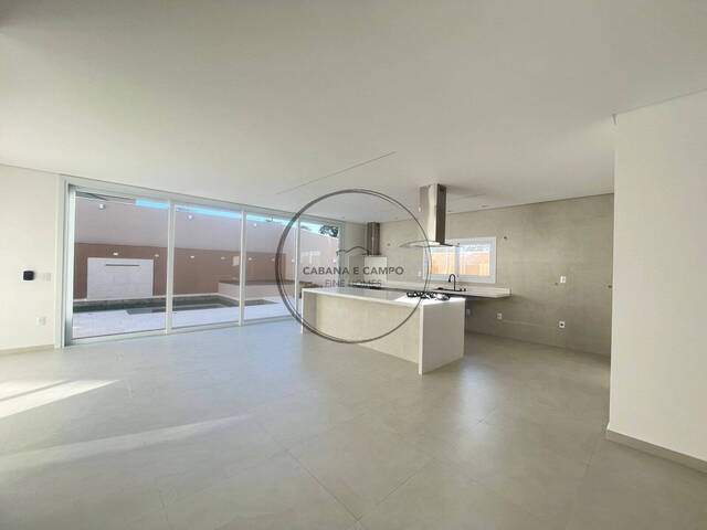 #1790 - Casa para Venda em Atibaia - SP - 2