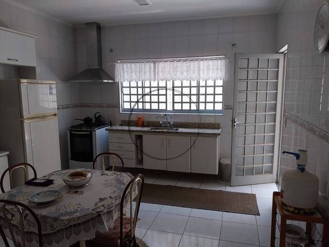 Casa para Venda em Atibaia - 5