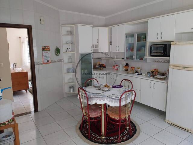 Casa para Venda em Atibaia - 4