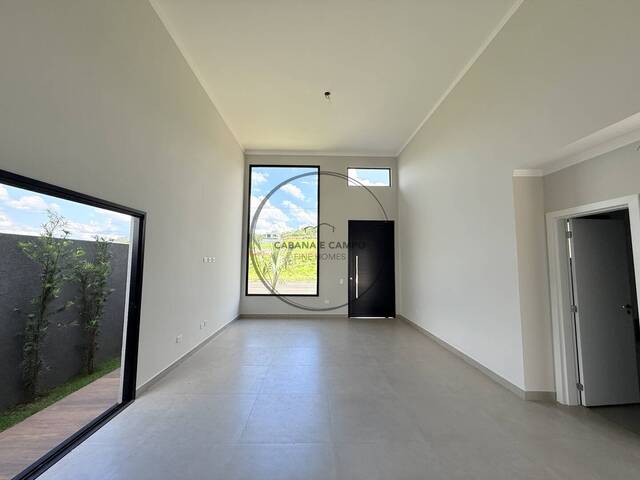 Casa para Venda em Atibaia - 3