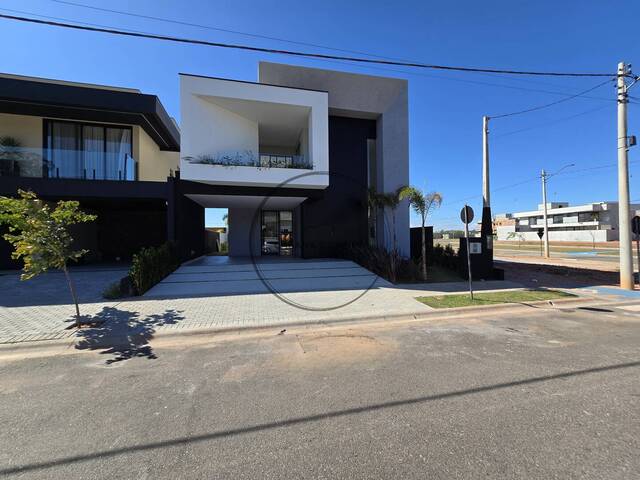 #1828 - Casa para Venda em Atibaia - SP