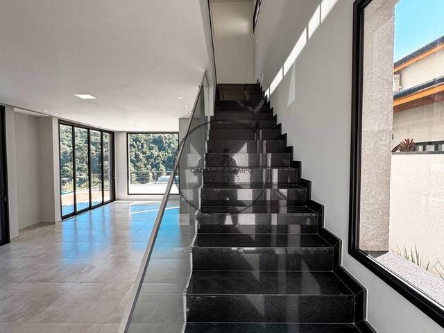 Casa para Venda em Atibaia - 4