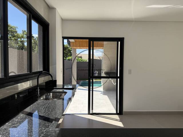 Casa para Venda em Atibaia - 5