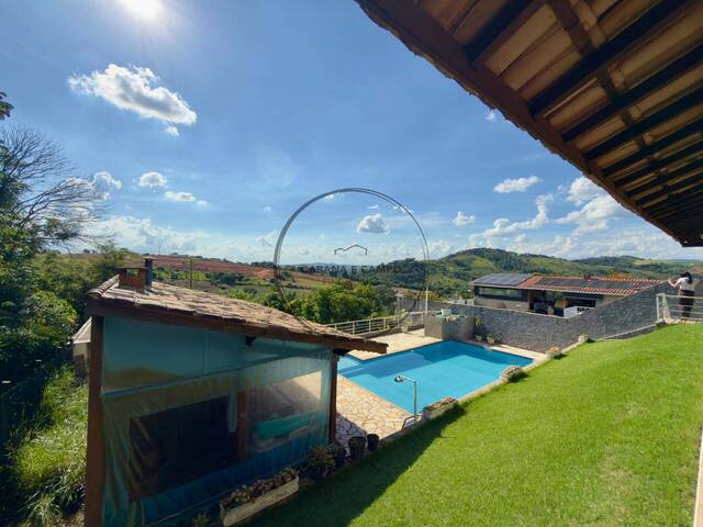 #1926 - Casa para Venda em Atibaia - SP