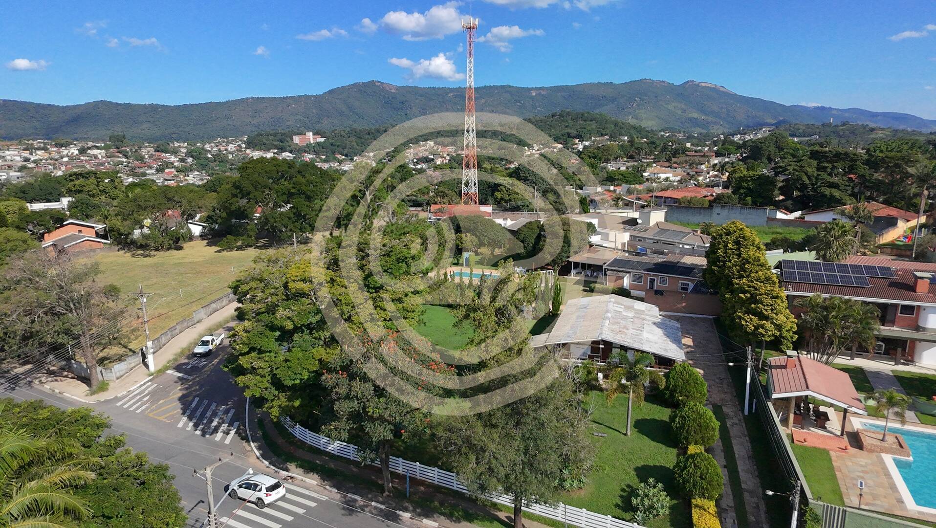 Chácara dentro da cidade de Atibaia | 3.000 m² para Investidor